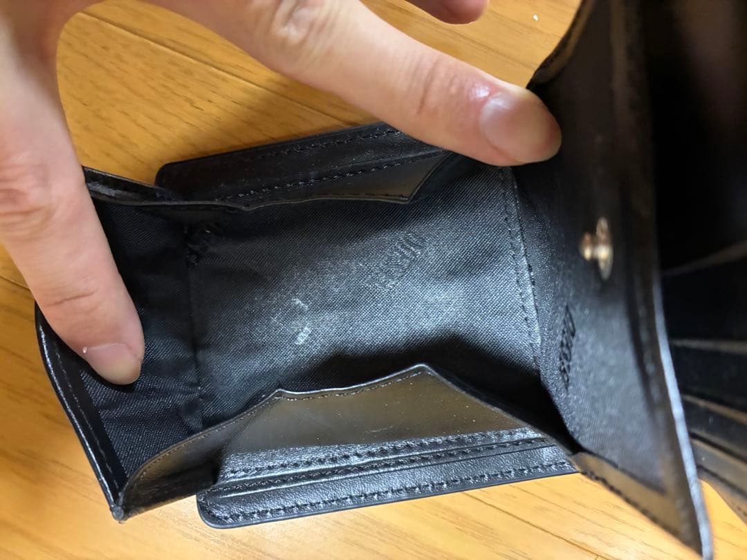 最終価格　DIESEL ブラックレザー 二つ折り財布