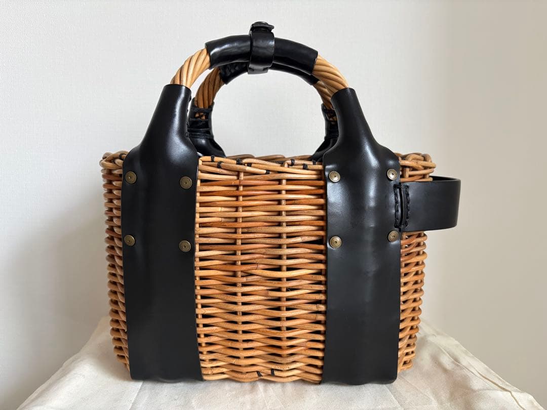 極美品　ebagos オイルショルダーミニ 紅籐 ブラック エバゴス　黒