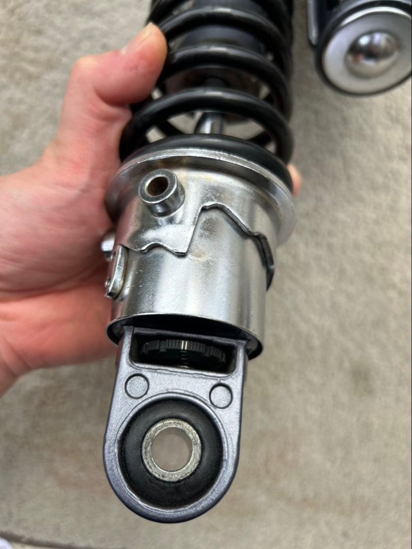 ゼファー400 リアサス　純正 Kawasaki サスペンション 2個セット