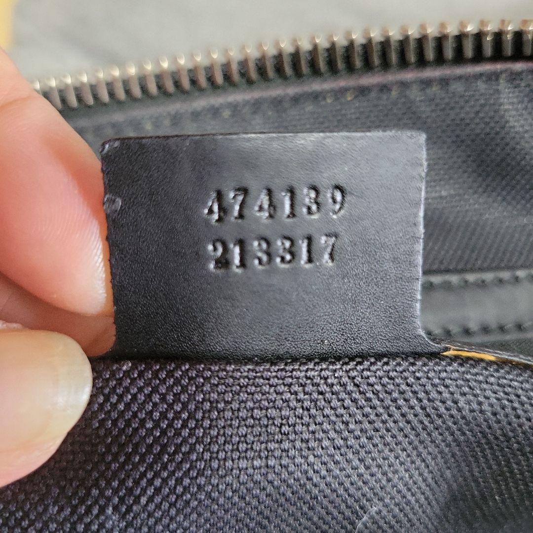 GUCCI　GGスプリームシェリーライン　メッセンジャーバック、ショルダーバック