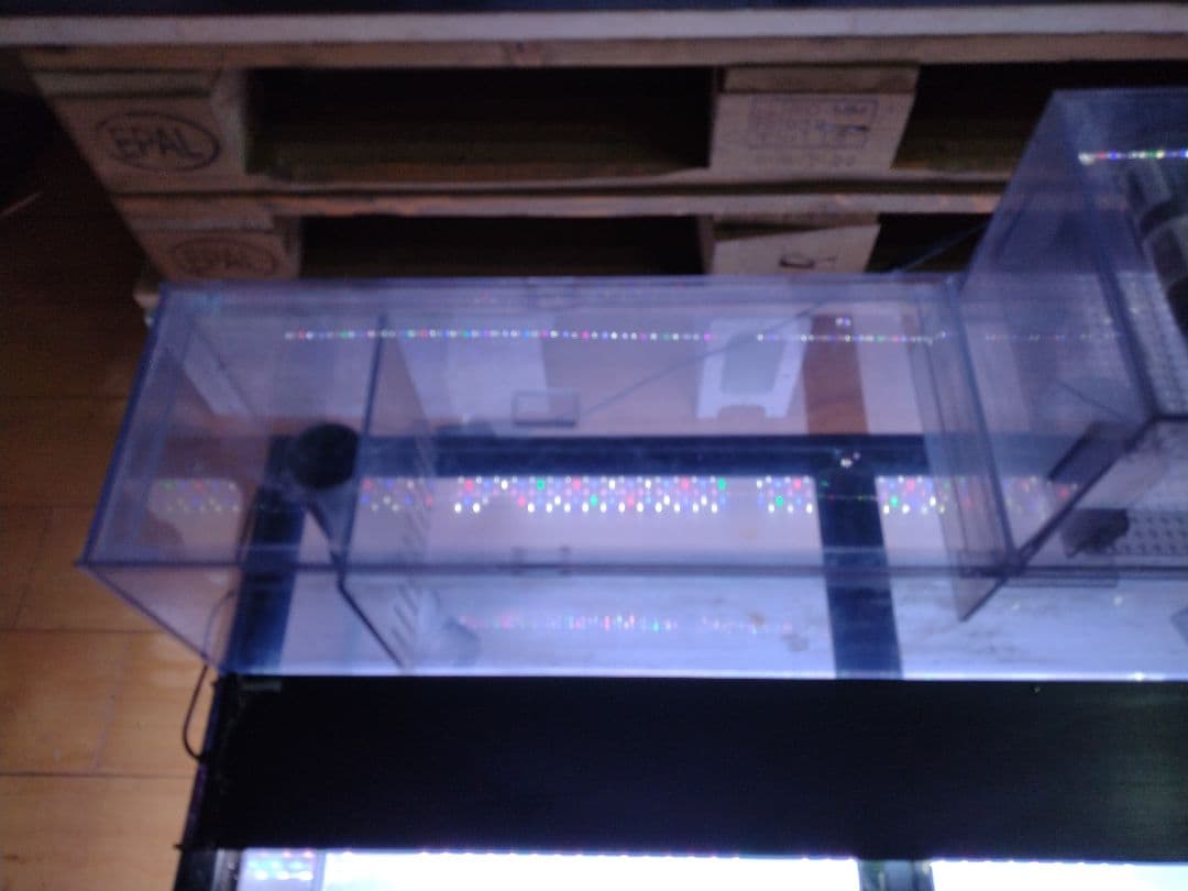 【引き取り限定】【大阪市】90cm水槽・上部フィルター・照明・ポンプの4点セット