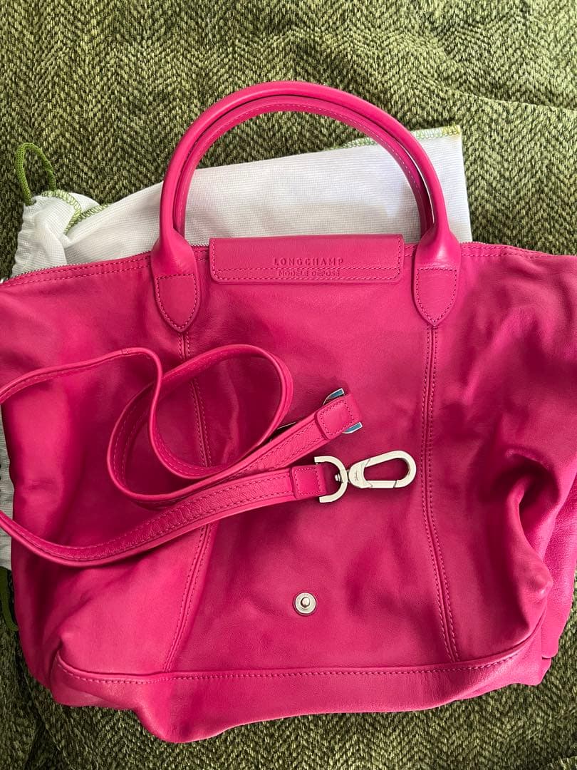 ロンシャン　リアルレザー　本革　ピンクレザーショルダーバッグ