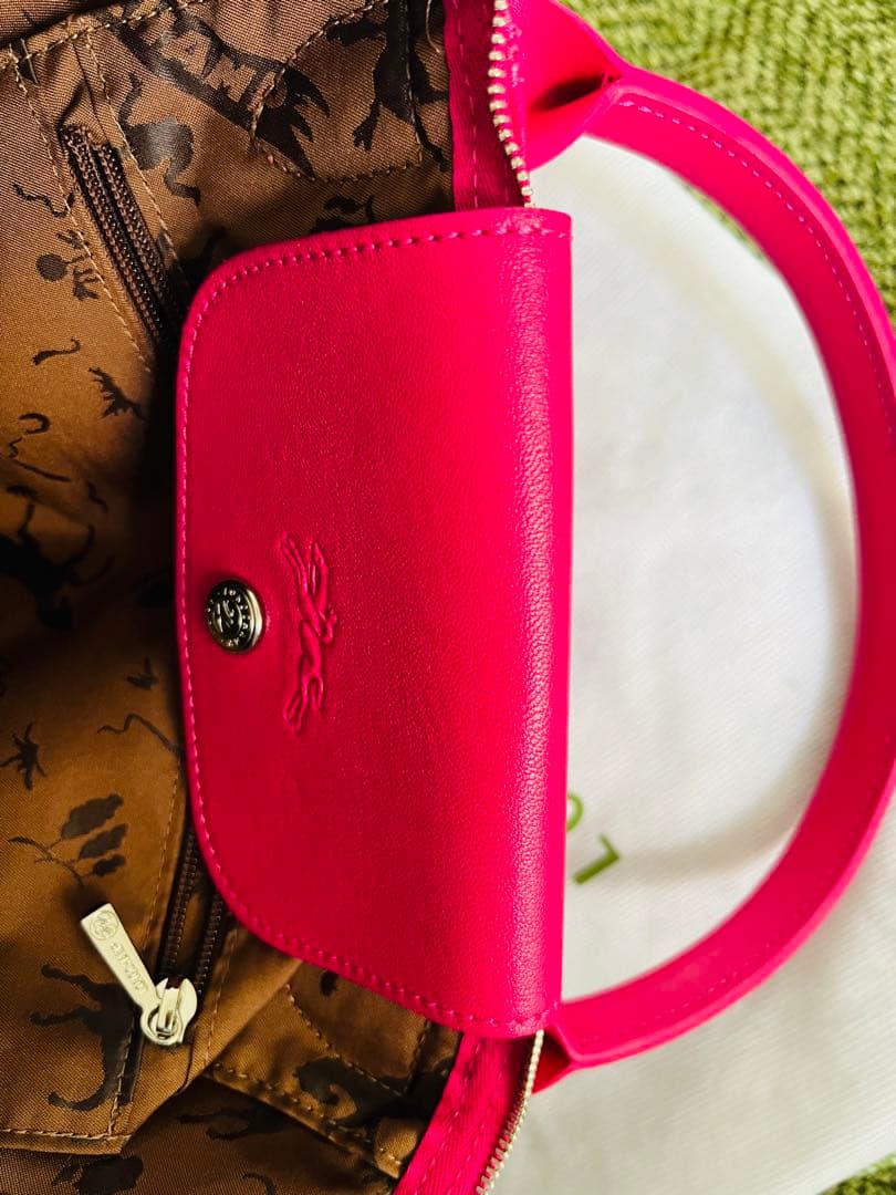 ロンシャン　リアルレザー　本革　ピンクレザーショルダーバッグ