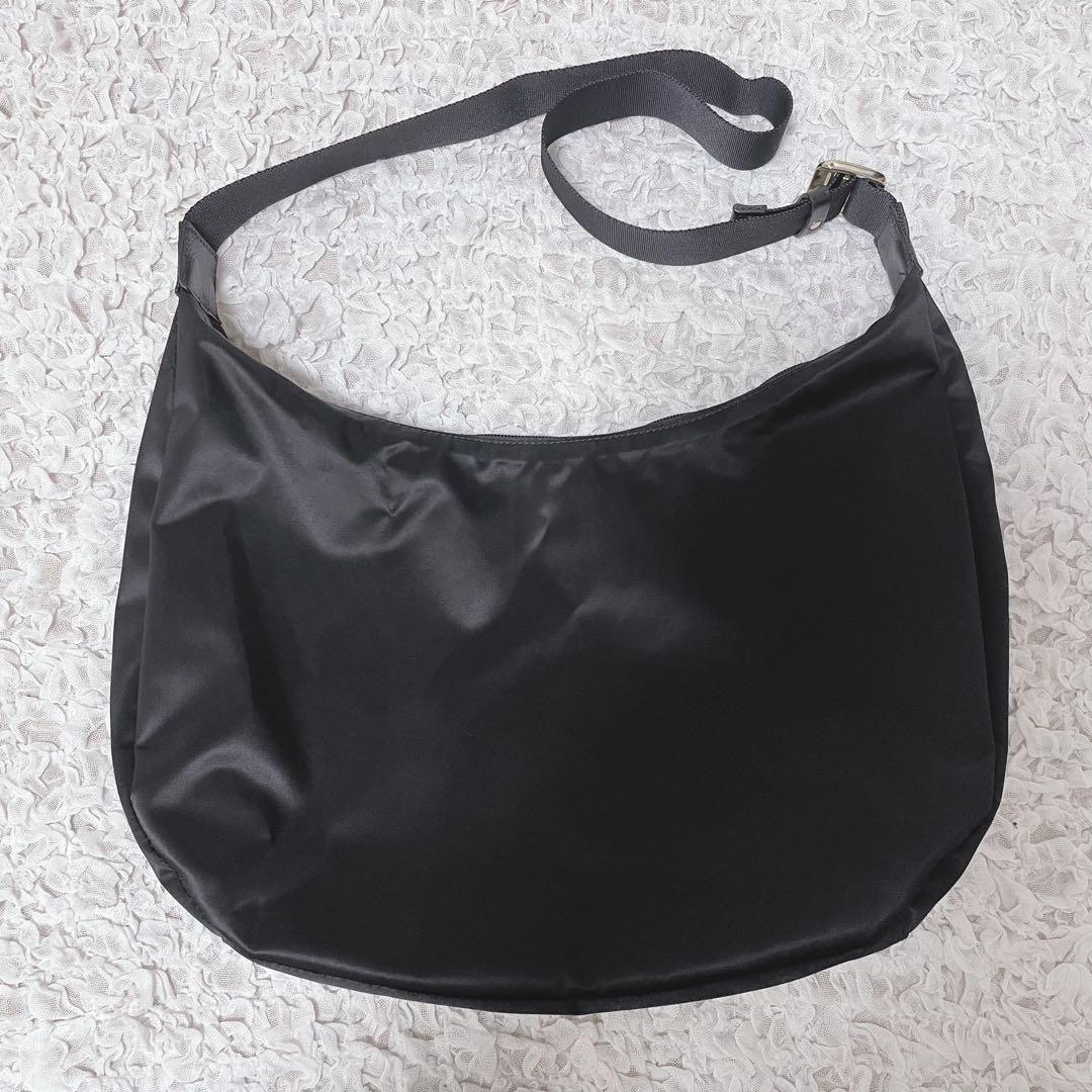 美品！russet ラウンドビッグショルダーバッグ　ブラック×ゴールド金具 希少