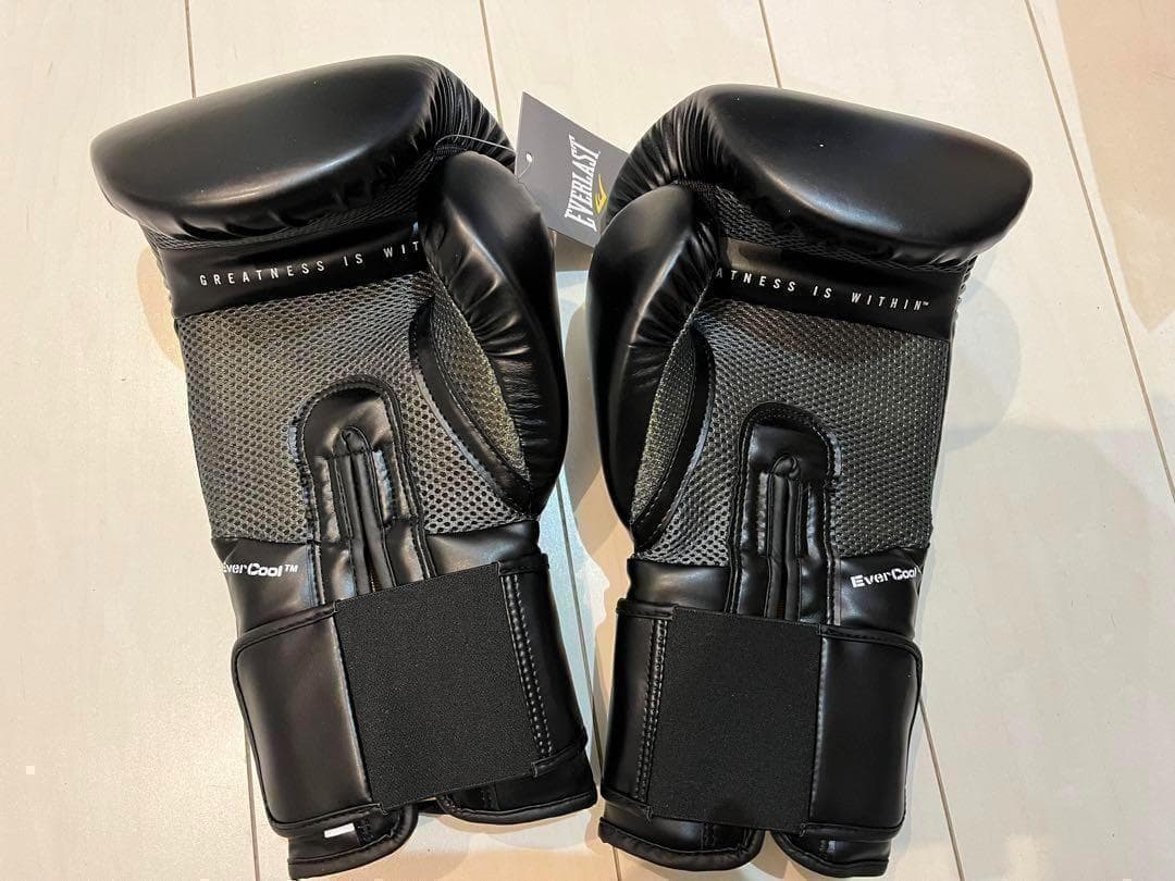 EVERLAST 　グローブ 14オンス　黒　ボクシング　エバーラスト
