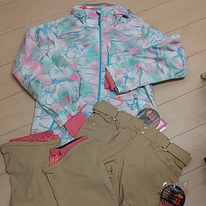 48 新品タグ付き　swivel　ボードウェア