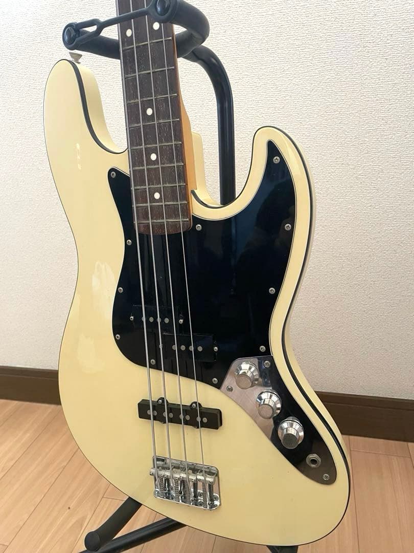 ベース Jazz Bass AerodyneII Fender Japan