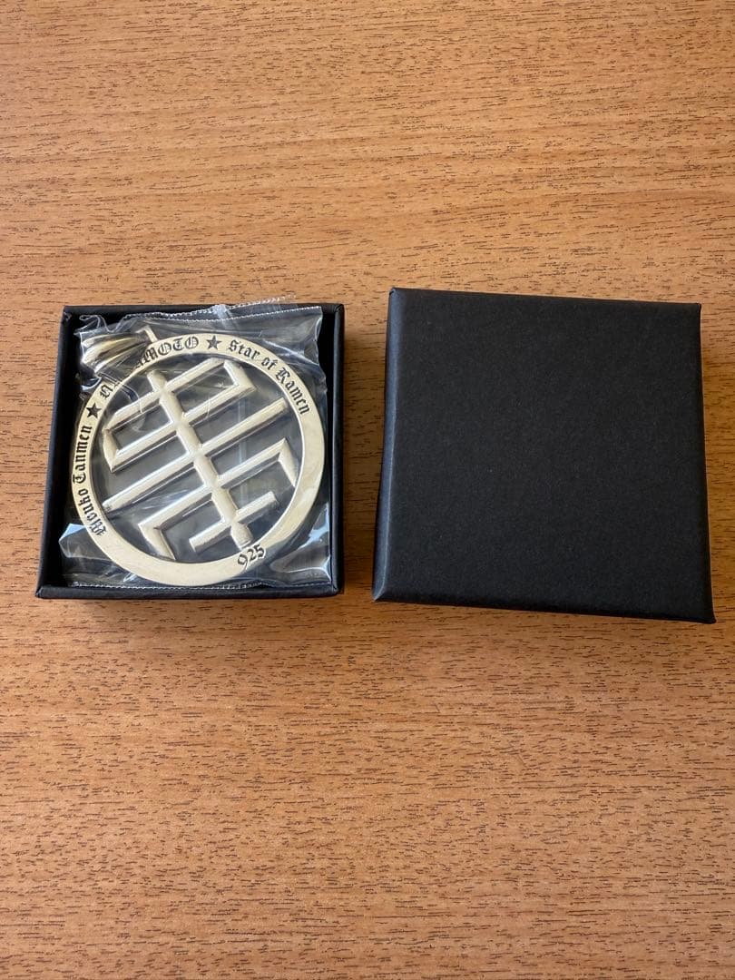 中本ペンダント