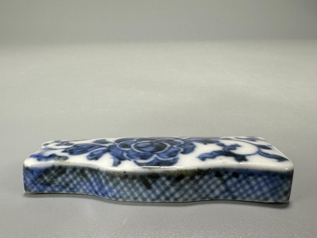 中国美術　清朝　清時代　青花花卉文　玩字款　香合　染付蓋物　香道具　唐物　古物