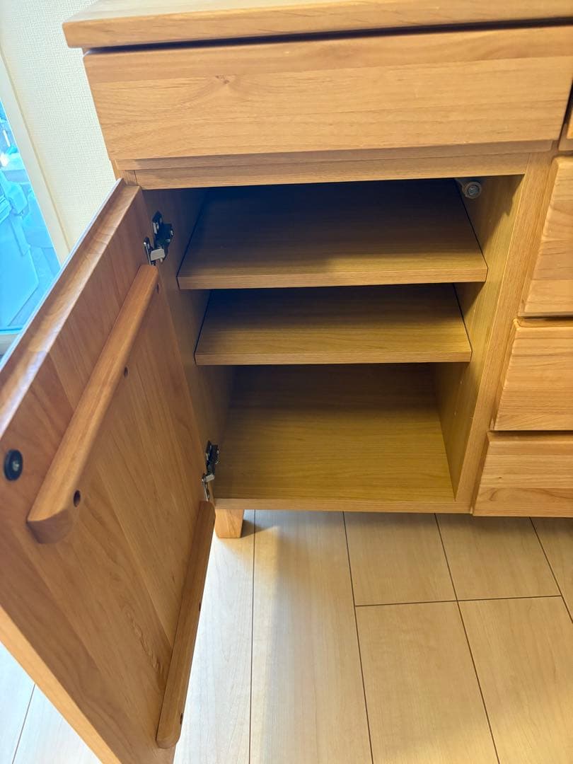 ISSEIKI　サイドボード 　キャビネット　【出品1月末まで】