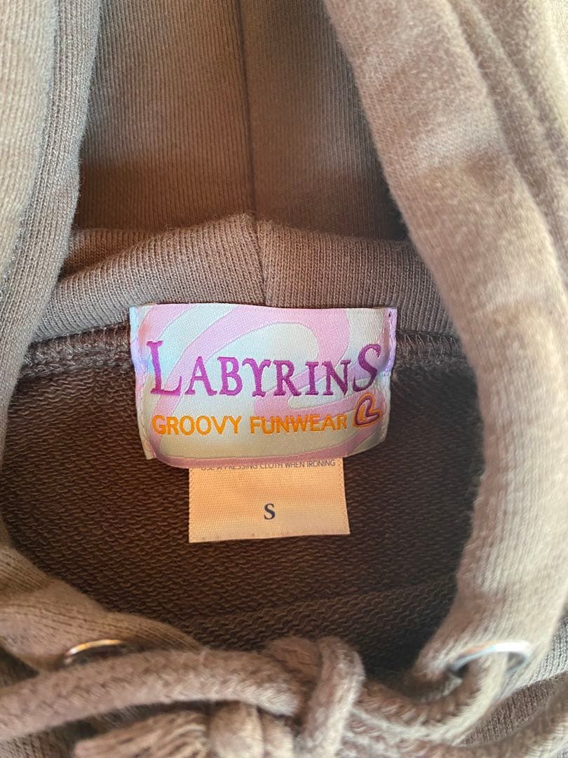 shury labyrins パーカー