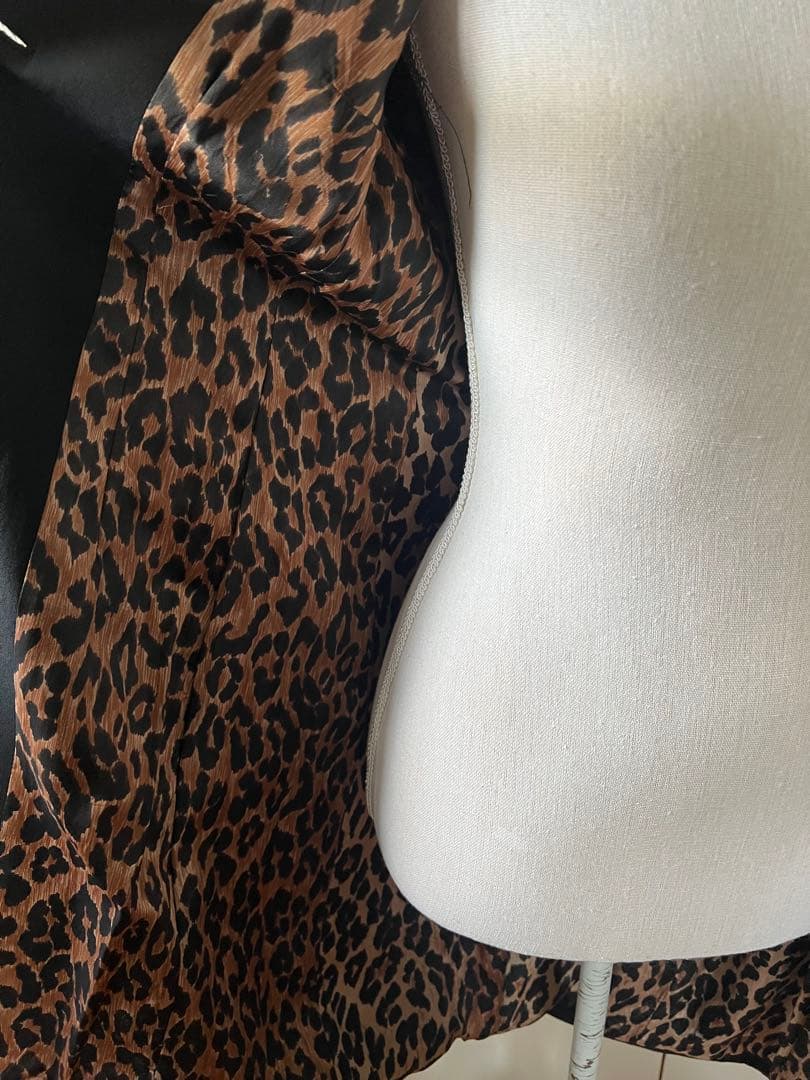 ドルチェ&ガッバーナ ロングジャケットコート 38 裏地レオパード ブラック