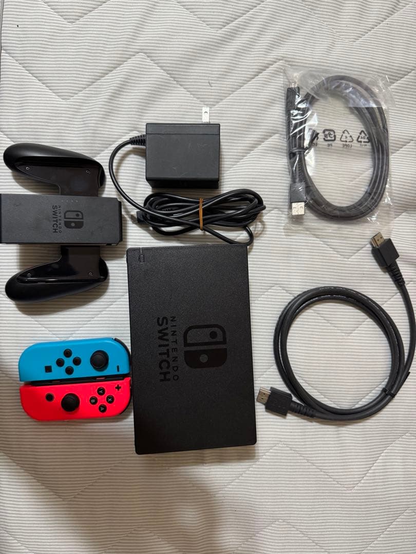 Nintendo Switch 本体 HAC-001(01)