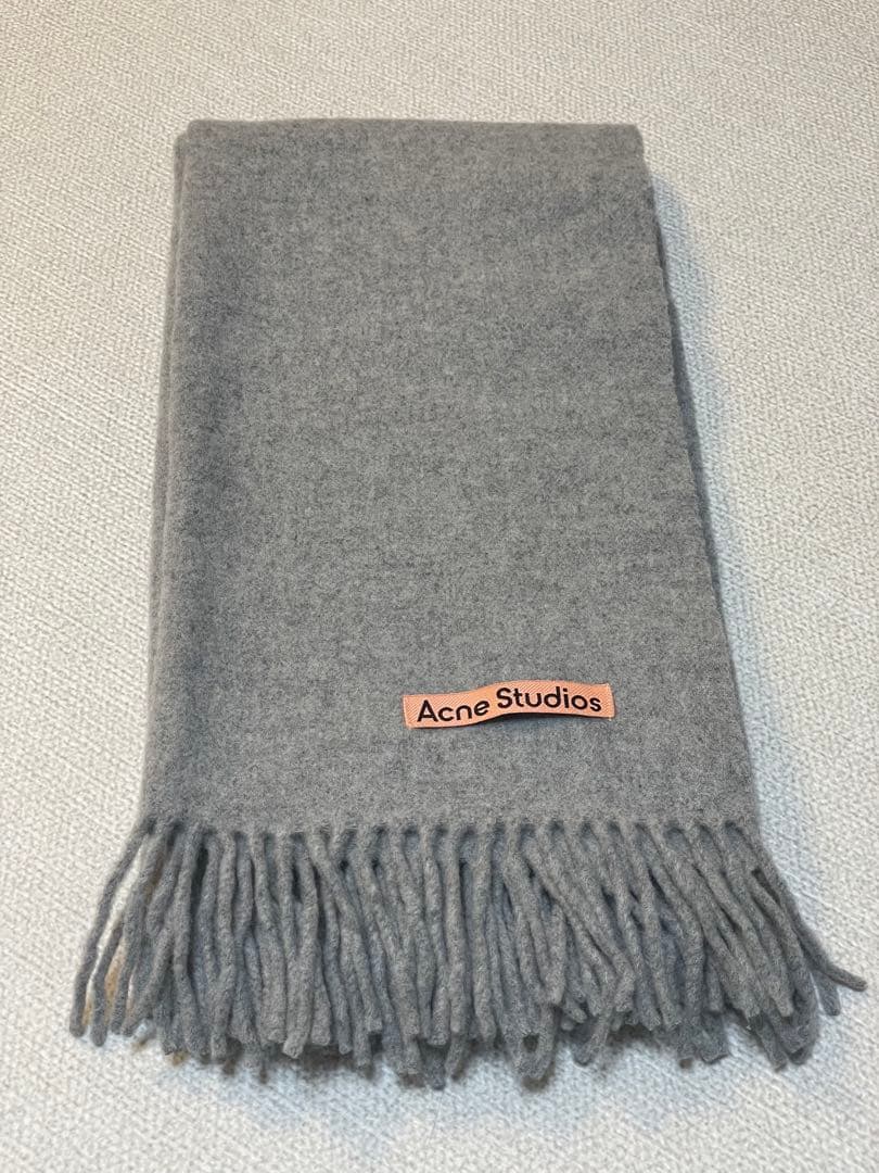 Acne Studios フリンジウールスカーフ ナロー ライトグレーメランジ
