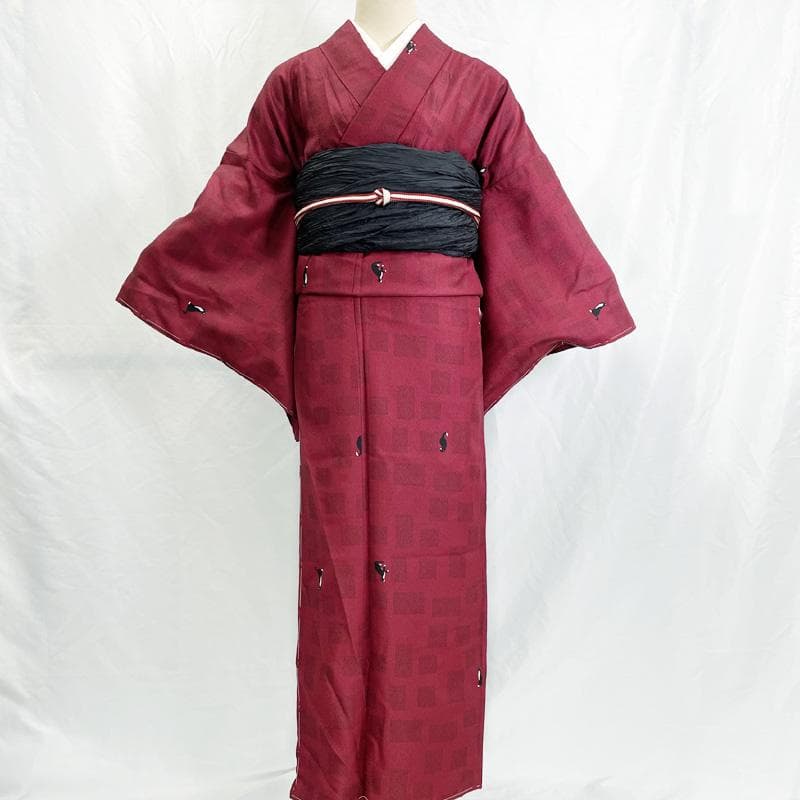 601mk77△洗える着物 小紋 しつけ糸付き 猫 ハチワレ 臙脂△美品