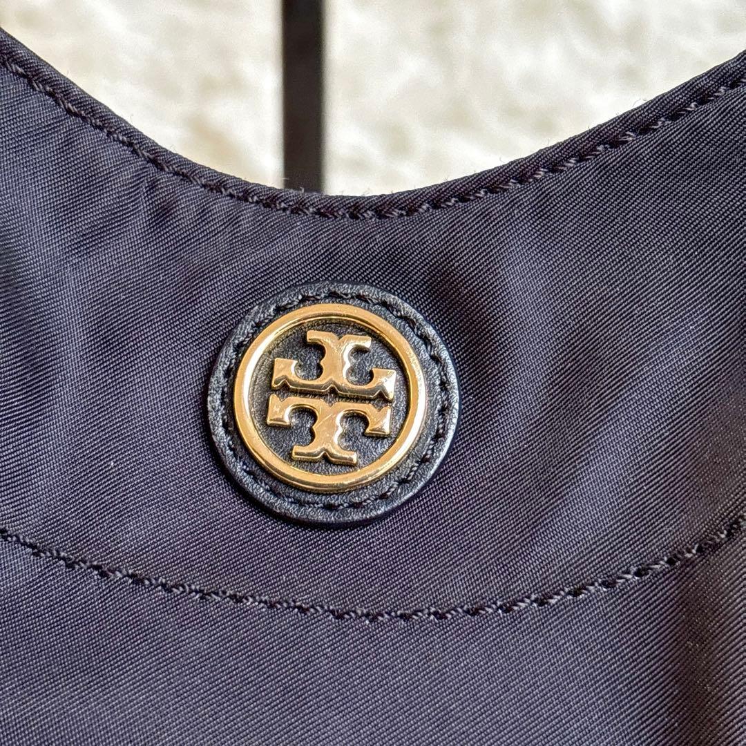 らーこ 美品 トリーバーチ トートバッグ ハンドバッグ ゴールドロゴ 黒