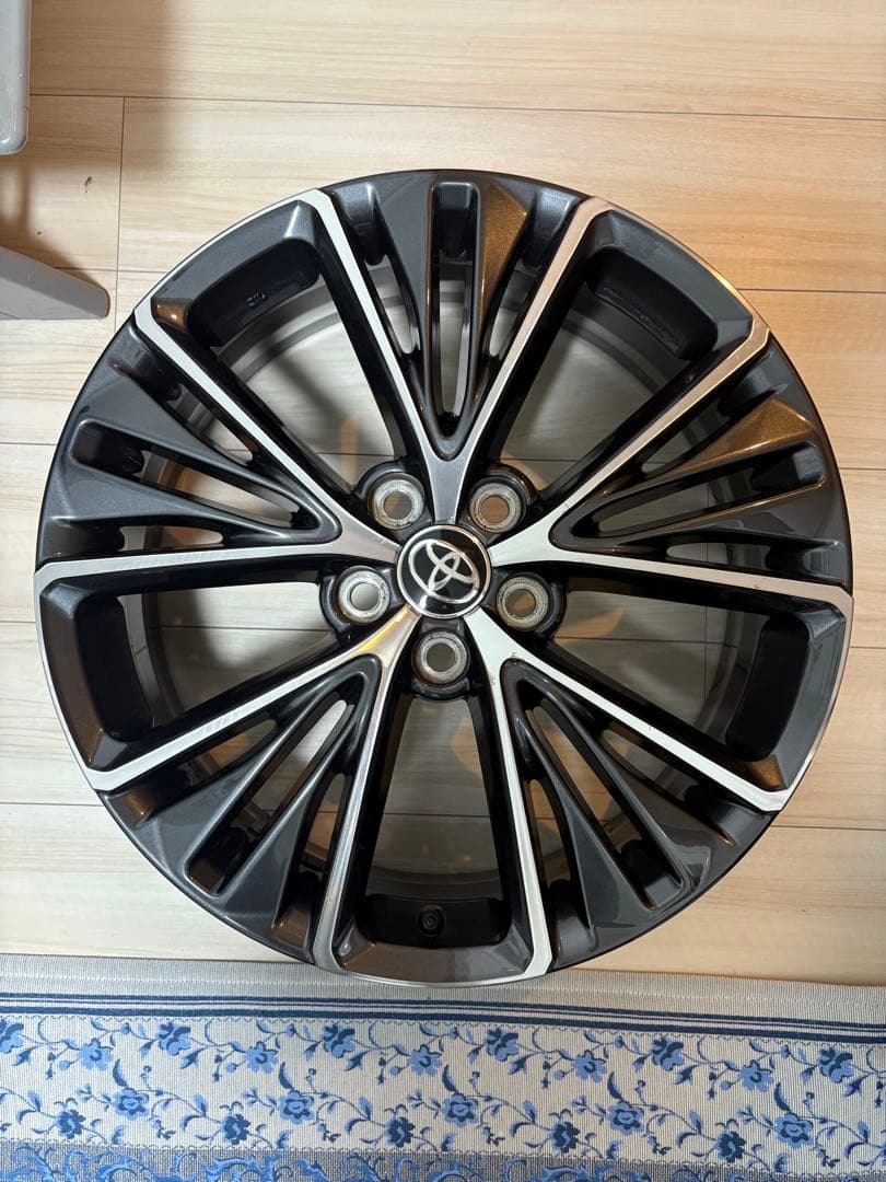 60プリウス純正ホイール19インチ　本数相談可