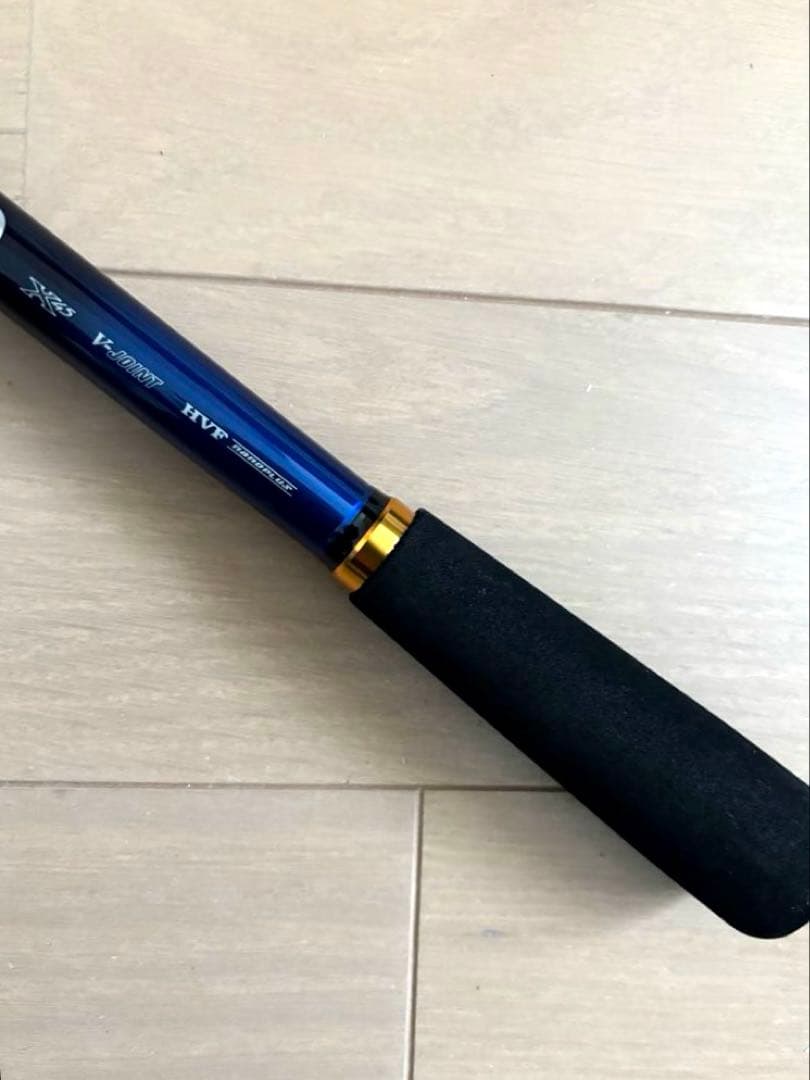 ★美used ダイワ 海上釣堀 クラブブルーキャビン MH-300 青物 真鯛