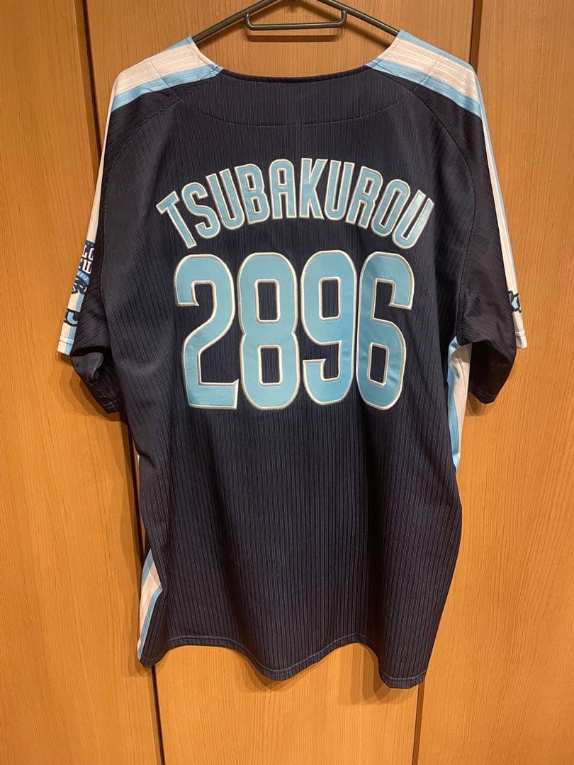 東京ヤクルトスワローズ2025 CREWつば九郎ユニフォーム　刺繍タイプ