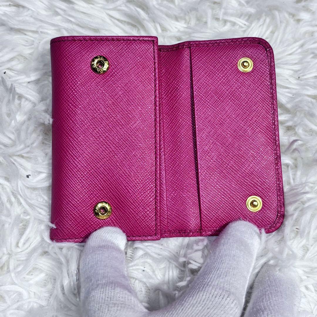 ✨超美品✨PRADA プラダ　ピンクレザー キーケース　正規品　箱付き