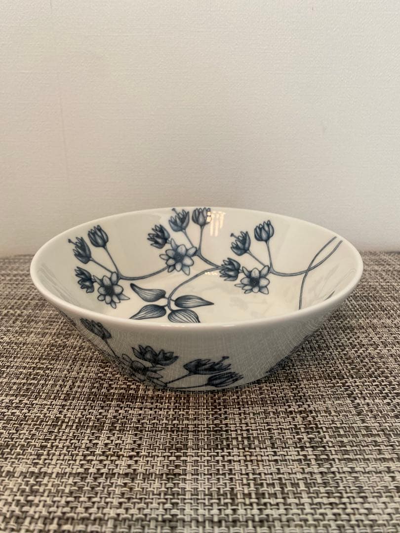 超美品　アラビア ルノ　ウィンタースター　ボウル　17センチ　ARABIA