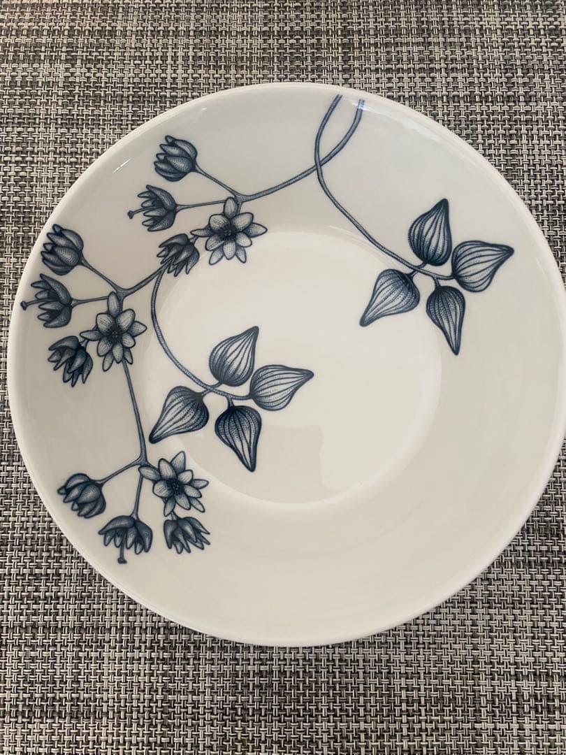 超美品　アラビア ルノ　ウィンタースター　ボウル　17センチ　ARABIA