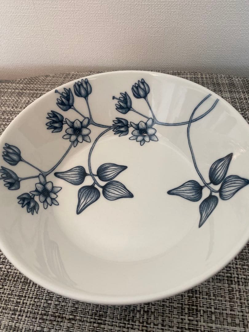 超美品　アラビア ルノ　ウィンタースター　ボウル　17センチ　ARABIA