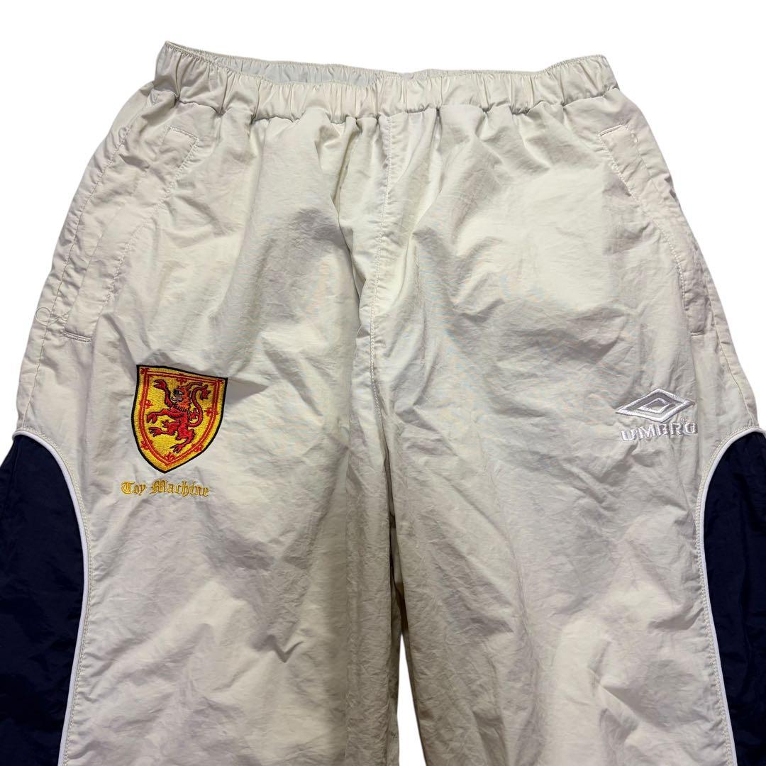 UMBRO TOYMACHINE アンブロ　トイマシーン　ナイロン　パンツ