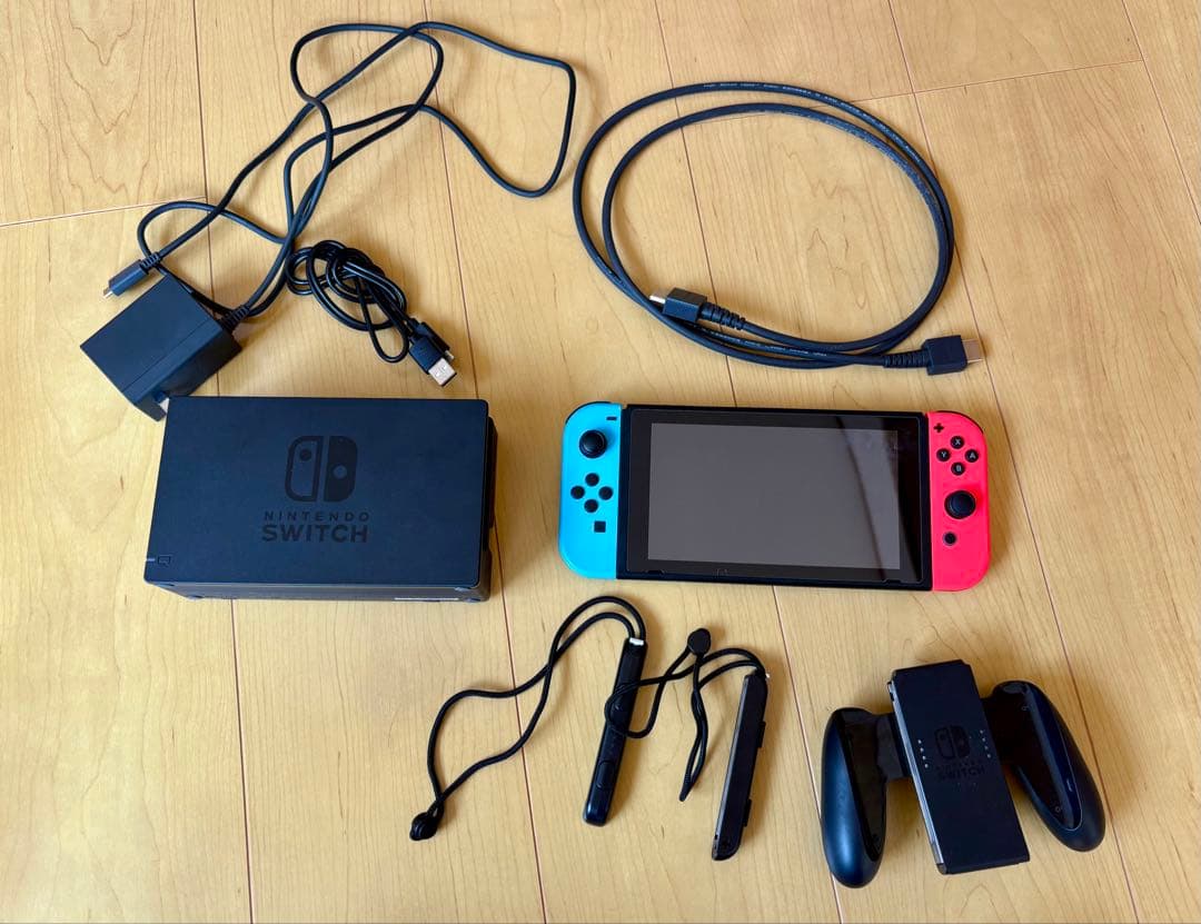 ニンテンドースイッチ本体(箱なし、付属品欠品なし)