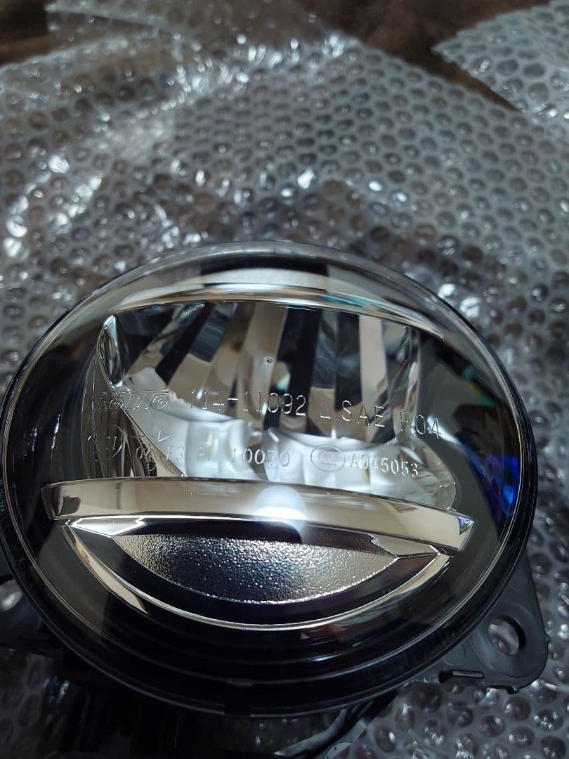 新品 未使用 スズキ 左右純正LEDフォグランプ mk53s