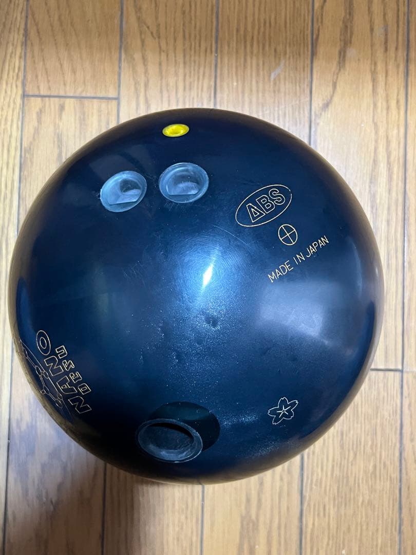 Acau-Line TOUR PREMIUM 8ボウリングボール15ポンド