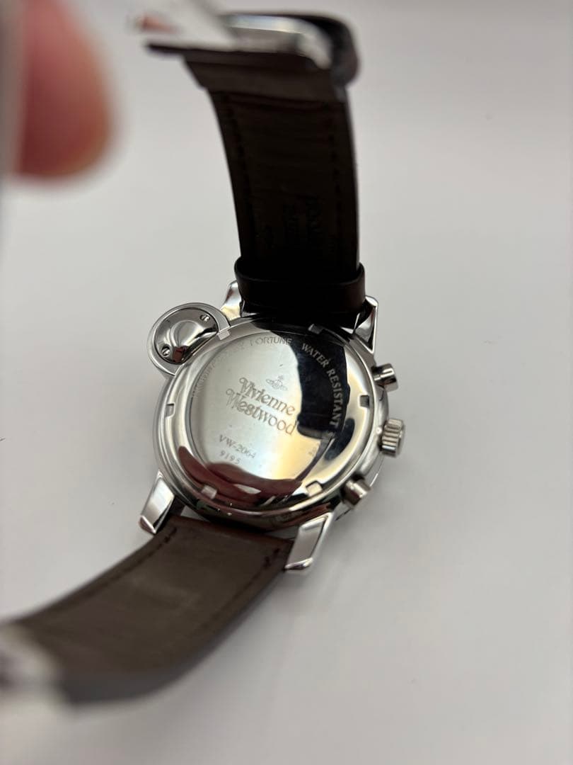 【ヴィヴィアン・ウエストウッド 時計】CAGE’ORB クロノグラフ ☆極美品