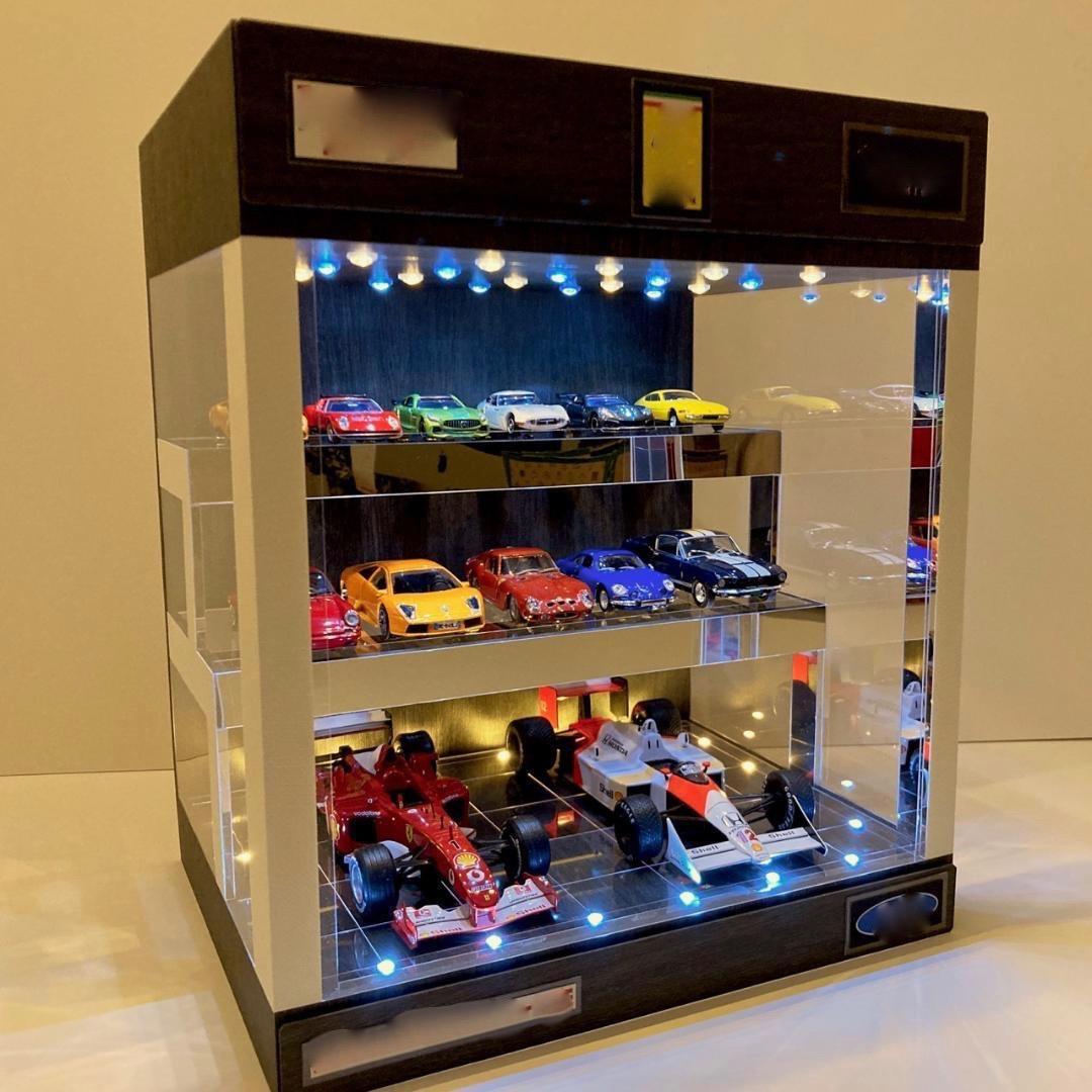 一球オーダー品・雛壇3層式・ディスプレーBOX・スタイリッシュジオラマ