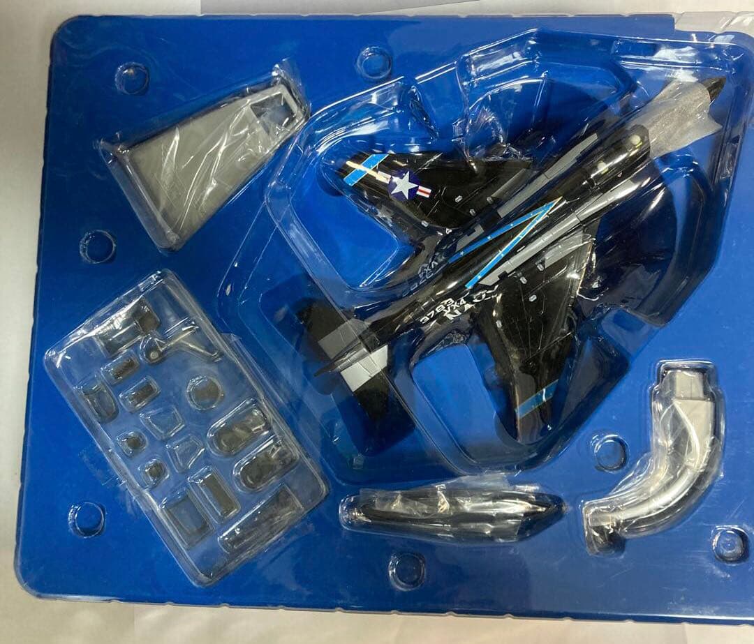 コーギー F-4J マクドネル ファントム VX-4 ブラックバニー 1/72