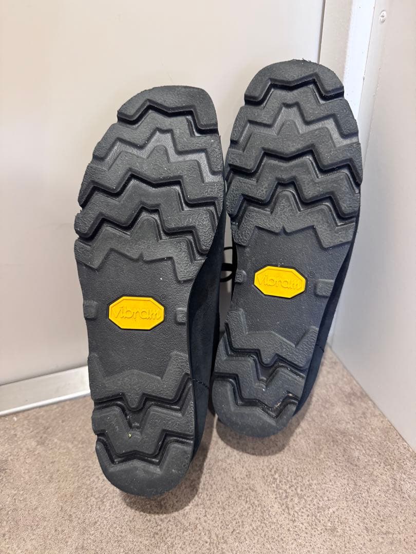 【美品】クラークス clarksワラビー ゴアテックス ブラック黒 UK7.5