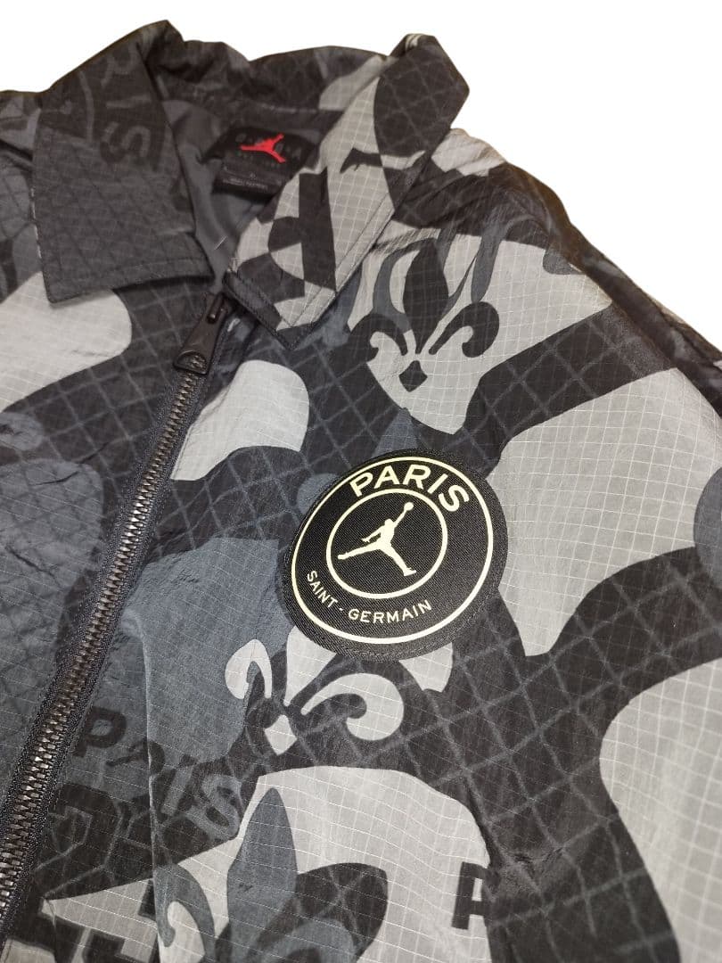 新品　NIKE　ナイキ　JORDAN　ジョーダン　パリサンジェルマン　アウター