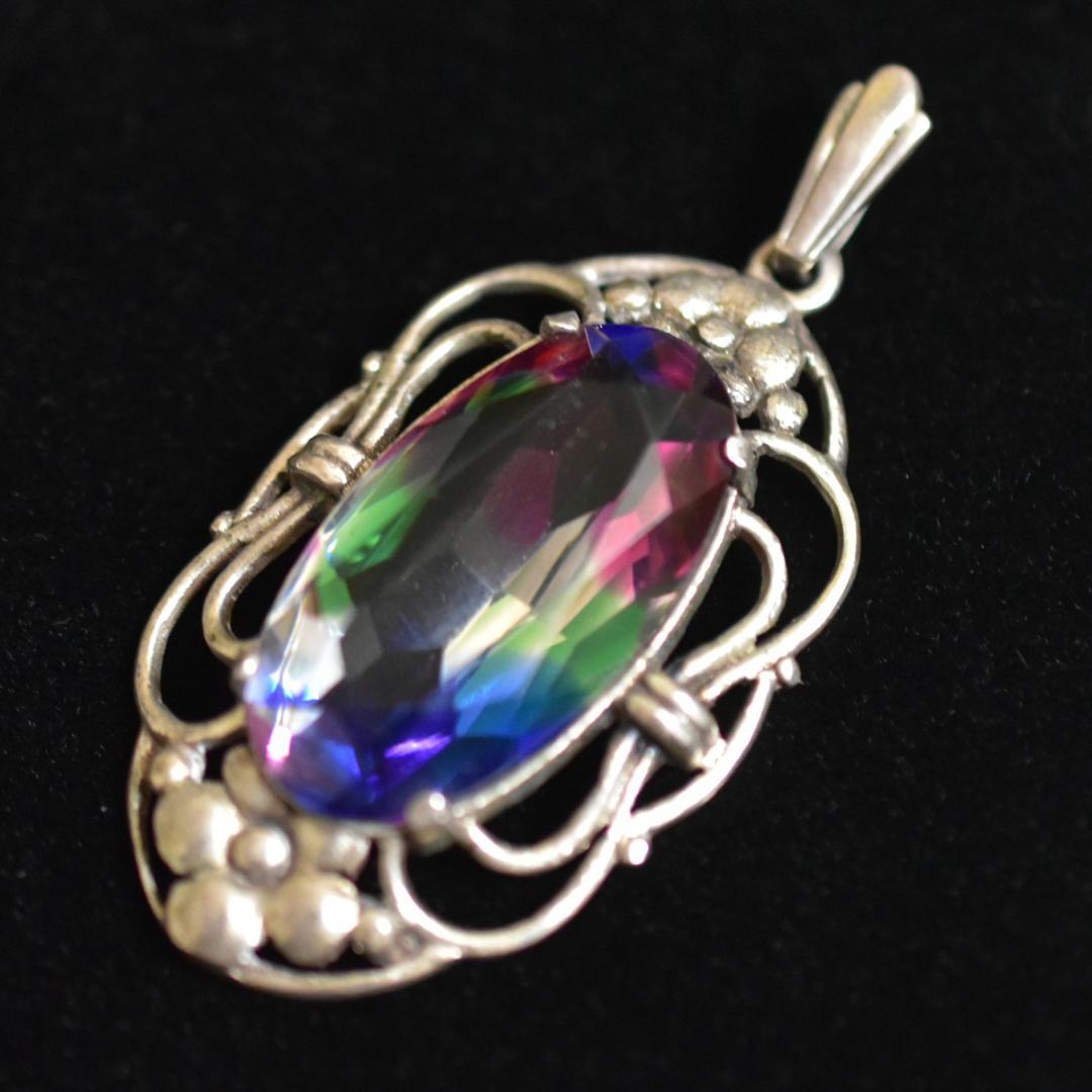 アンティーク 虹色 大粒アイリスガラスの銀製チャーム/ペントップ