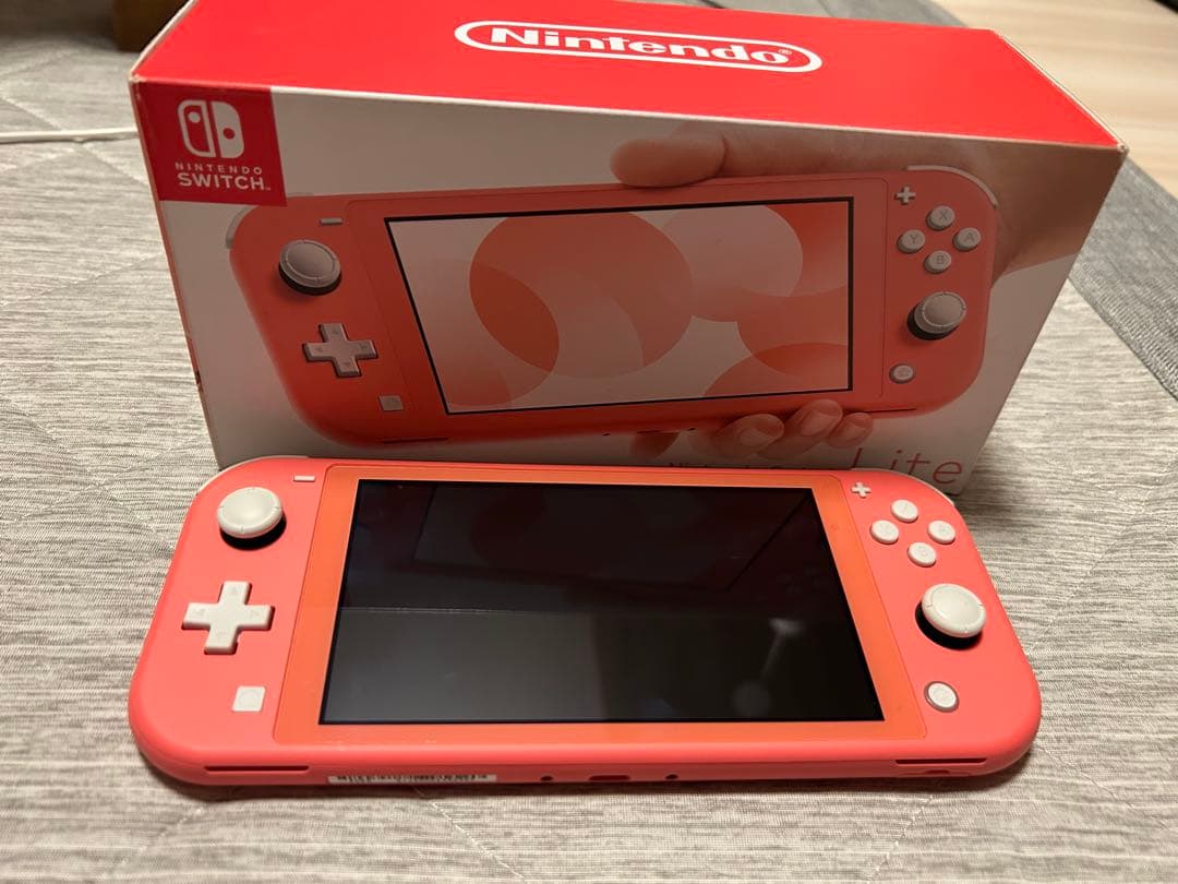 【中古】Nintendo Switch Lite スイッチライトコーラル