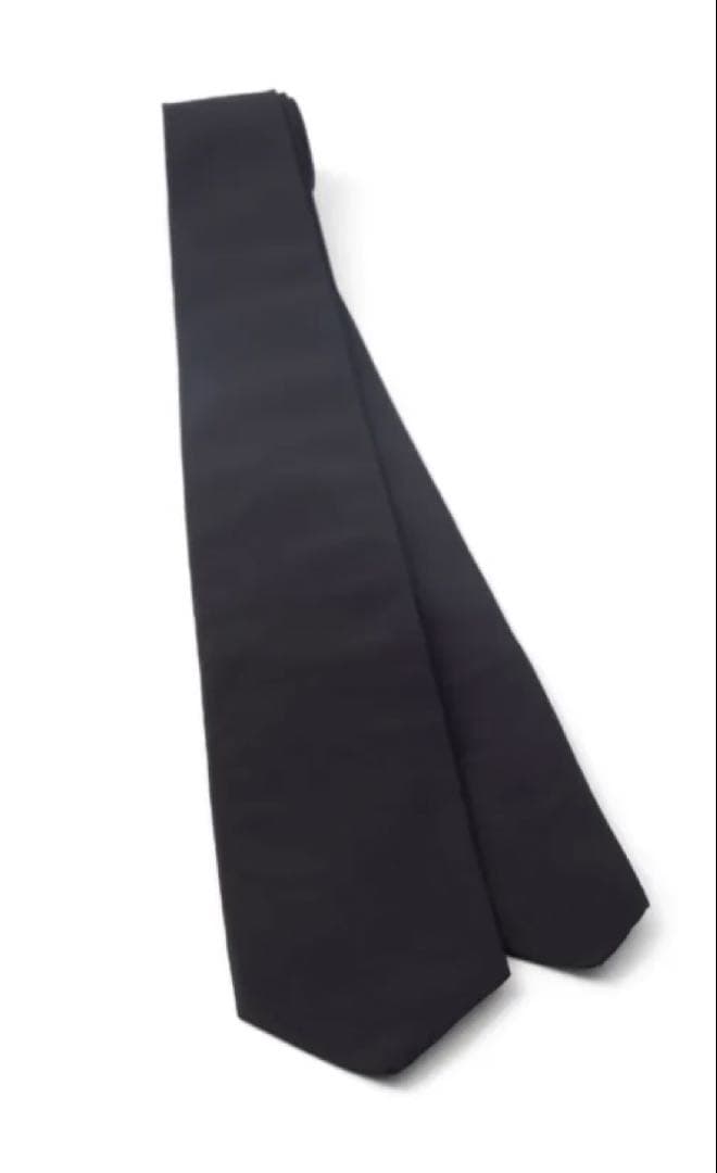 【正規品】PRADA シルク ネクタイ 黒【新品未使用】