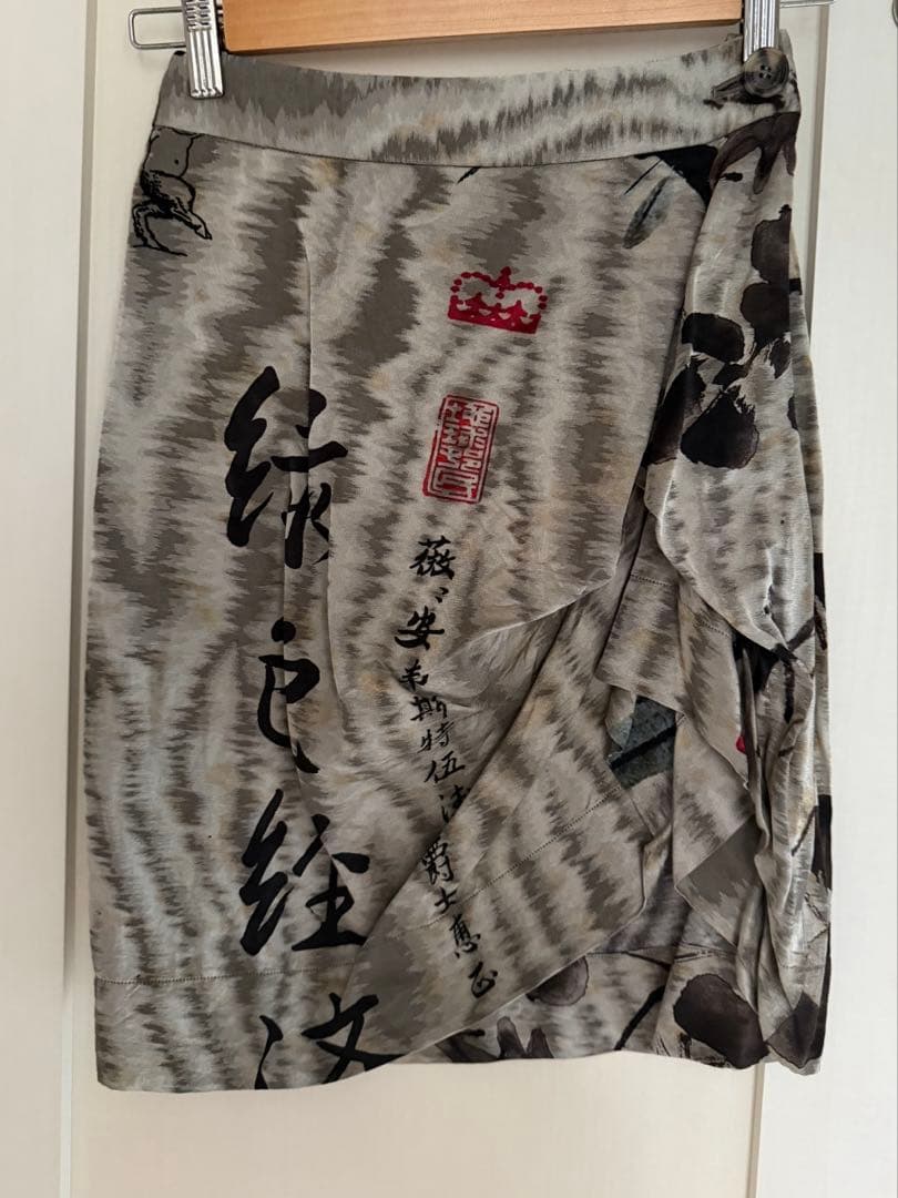 ヴィヴィアンウエストウッド スカート