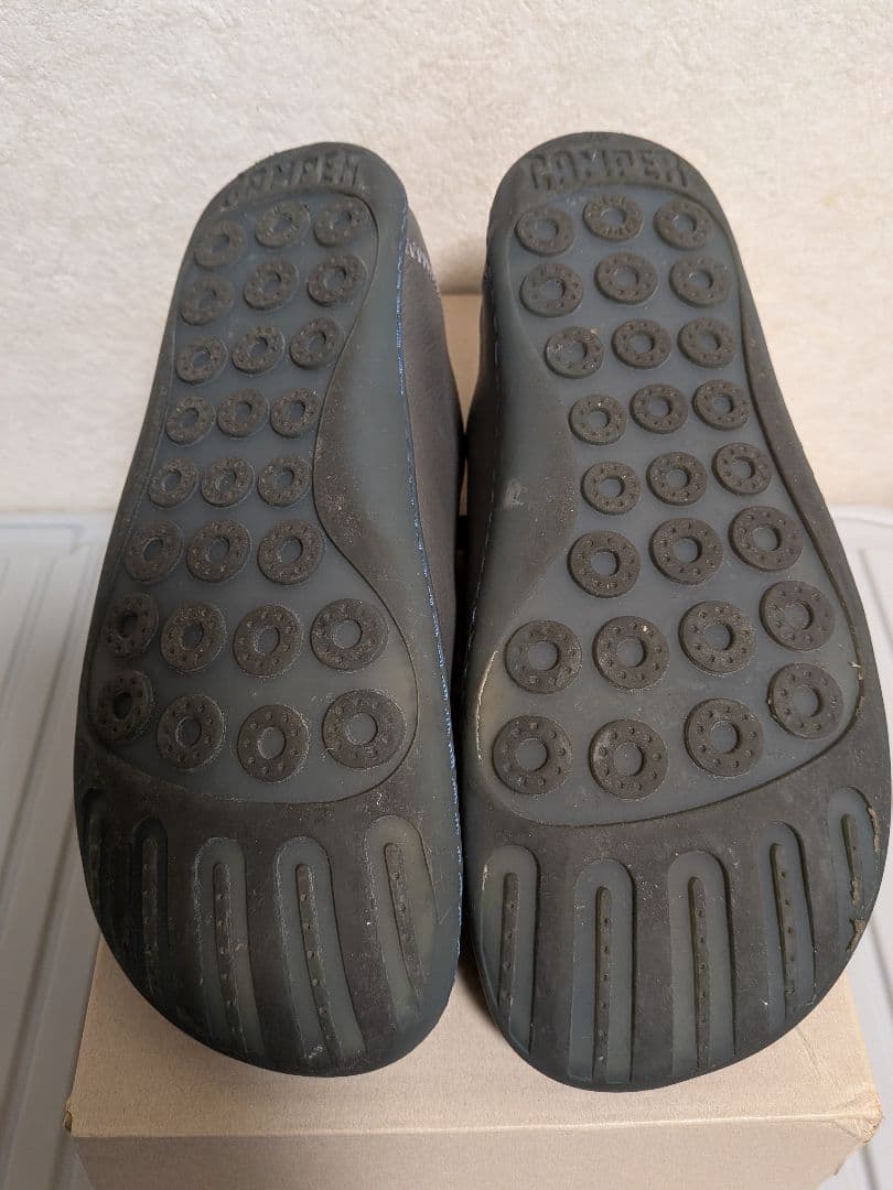 CAMPER レディース 靴 グレー