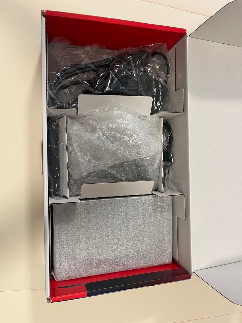 Nintendo Switch ブラック 本体 + ジョイコン