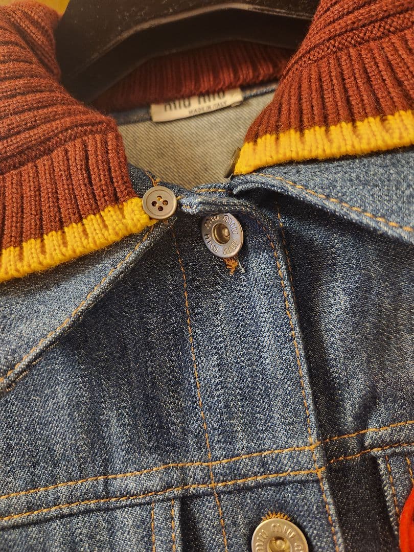 MIU MIU　デニムジャケット