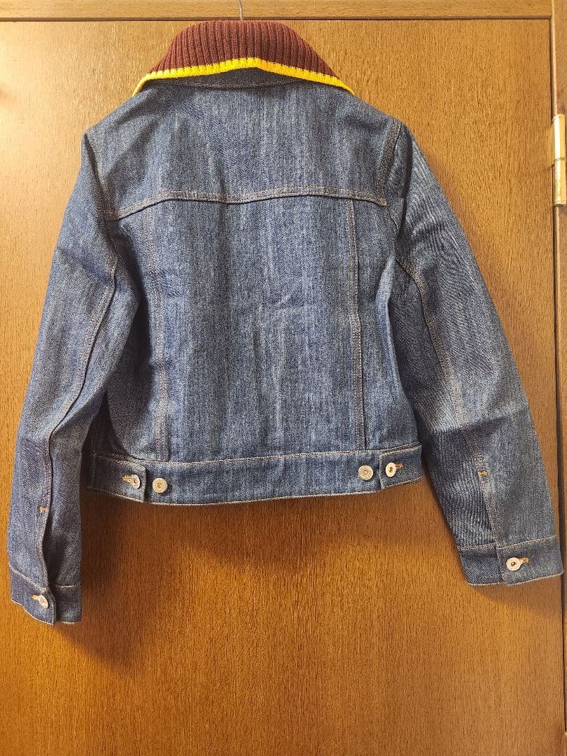 MIU MIU　デニムジャケット