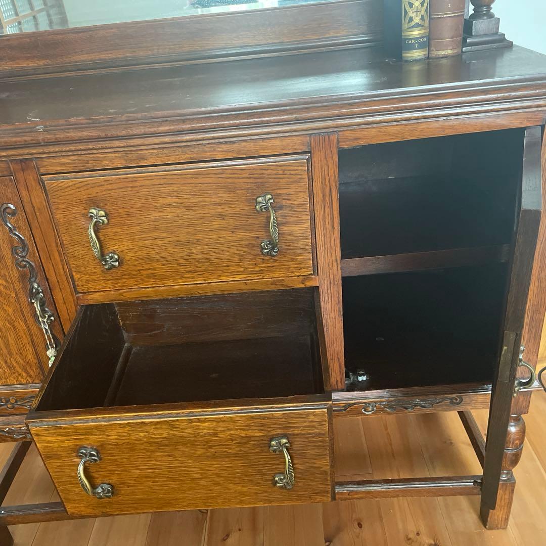 やまさん専用　イギリスアンティーク　鍵付き　ミラーバックサイドボード古本2冊付