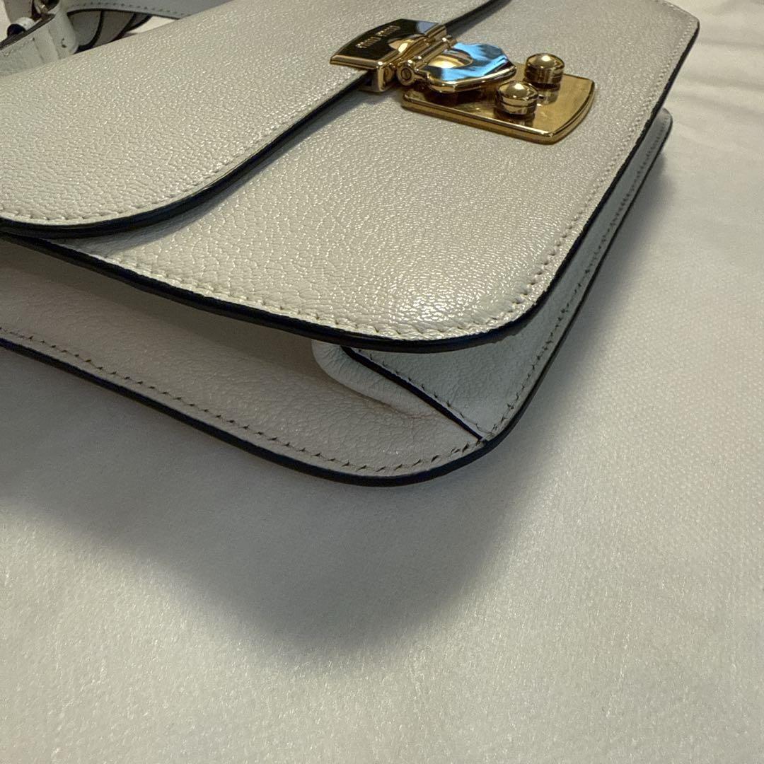 miu miu ショルダーバッグ