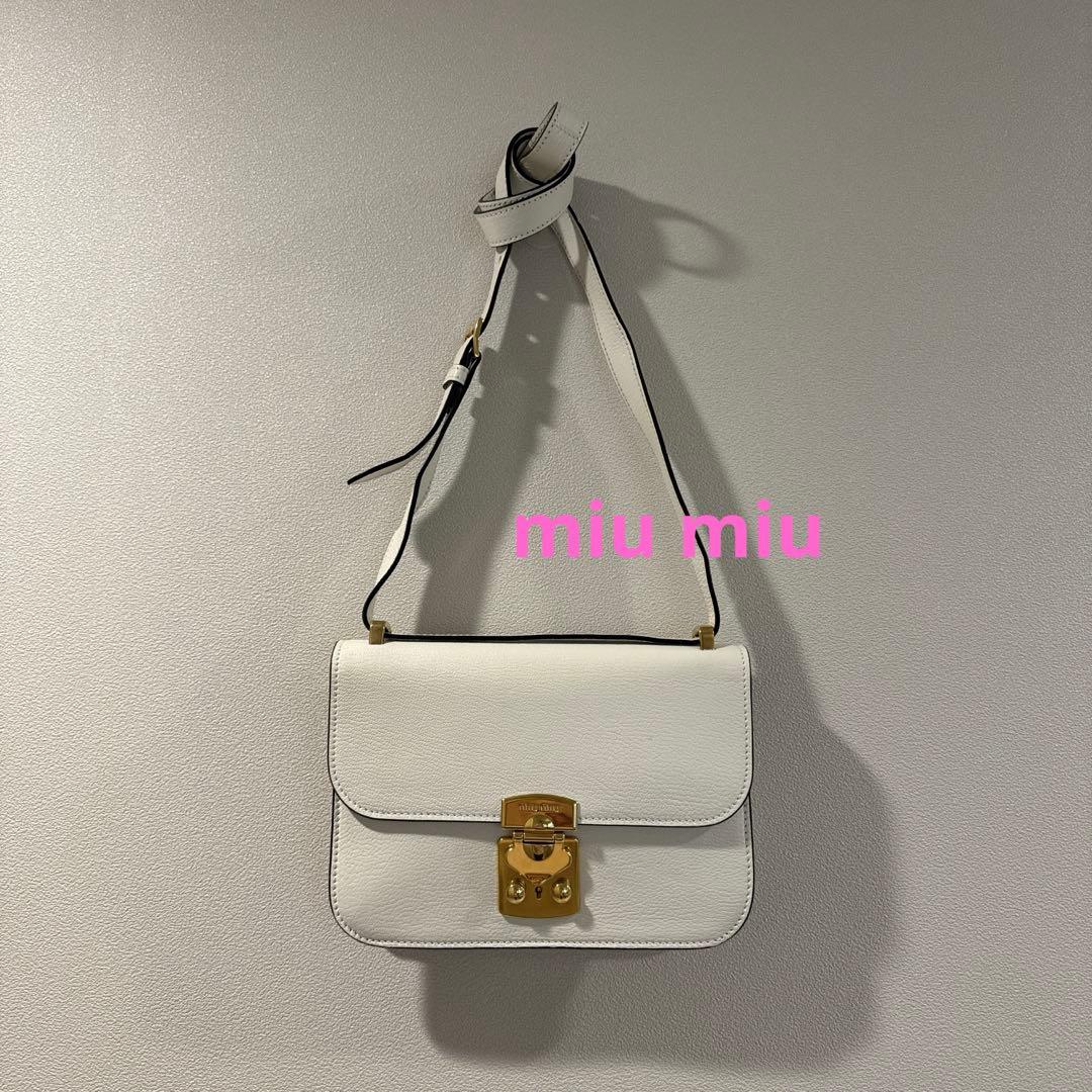 miu miu ショルダーバッグ
