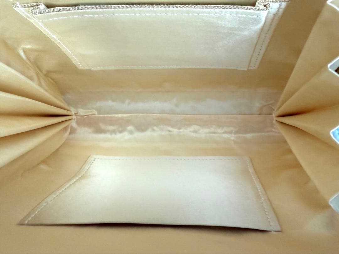 美品　ビーズ刺繍の和装用バッグ