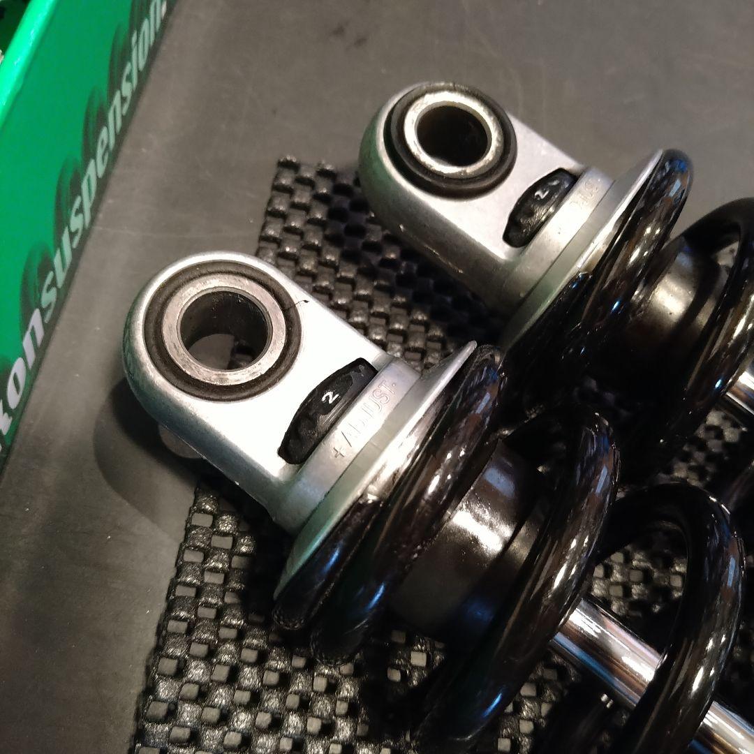 ボンネビル サスペンション IKON アイコン 7610-1602リアサス