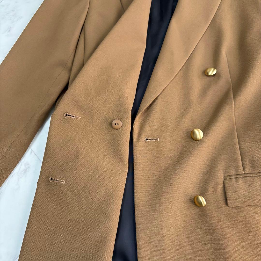 新品タグ付き【アルアバイル】テーラードジャケット　ダブル　金ボタン　キャメル　M